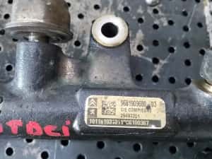 Rampa injectoare 2.0 tdci ford kuga 1 968190968003 28497701 — miniatura 3