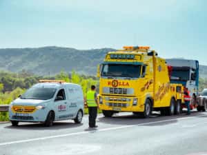 Tractari Auto NON STOP Asistenta Rutiera- Rolla Urgent Deva — miniatura 6