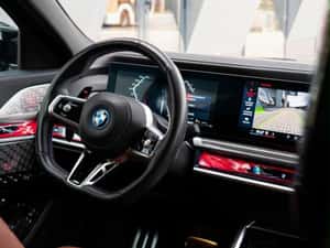 BMW 760 Hibrid Automată 571 HP 4x4 Second Hand — miniatura 4
