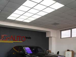 BMW 760 Hibrid Automată 571 HP 4x4 Second Hand — miniatura 7