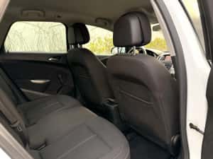 Opel Astra J •2.0d 165cp• Automat — miniatura 6