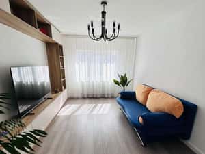 Ofer spre închiriere apartament 2 camere,Casa de Cultura — miniatura 3