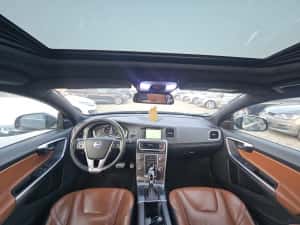 Volvo V60 2.4PlugInHybrid Distronic Line Assit Keyless — miniatura 6