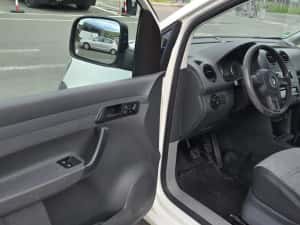 Volkswagen Caddy 1,6 TDI an 2011 — miniatura 6