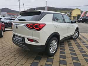 KGM Korando 5 usi Club 1.5 GDI-Turbo 163 CP A6 (MY 2024.00) — miniatura 7