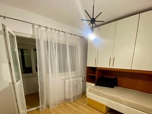 Închiriez apartament 2 camere zona 1 mai-spitalul nr 1-Sara — miniatura 3