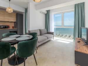 Cazare Azzurro Beachfront - Mamaia Sat - ByChoice