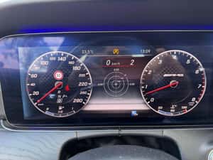 MERCEDES E43 AMG 4MATIC — miniatura 4