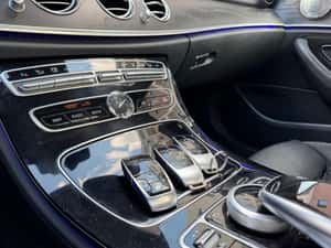 MERCEDES E43 AMG 4MATIC — miniatura 5