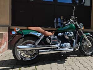 Motocicleta Honda Black Widow 750cc — miniatura 6