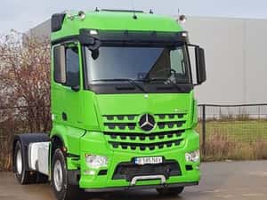 Captractor Mercedes Benz Actros — miniatura 5