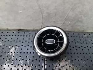 Grila ventilatie bord dreapta mercedes b class w247 a24783012017q57 t160723100 — miniatura 4