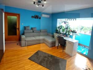 Apartament 2 camere - zona Micalaca — miniatura 3