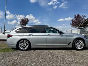 Bmw 530d xDrive 286cp 2021 106000km avariat — miniatura 5
