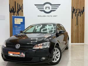 Volkswagen Jetta 2013 - 5.690 EUR Cash sau Rate de la 120 EUR / Luna — miniatura 2