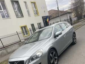 Volvo V60 D6 2013 Plug-in-hybrid 2.4 AWD euro5 — miniatura 9