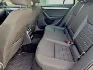 Skoda octavia 2.0 tdi bussines  4x4 / garantie /rate — miniatura 8