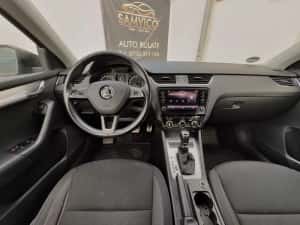 Skoda octavia 2.0 tdi bussines  4x4 / garantie /rate — miniatura 9