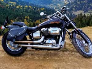 Honda Shadow Black Widow VT750DC — miniatura 2