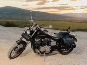 Honda Shadow Black Widow VT750DC — miniatura 8