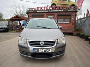 Volkswagen Touran 2008 — miniatura 2