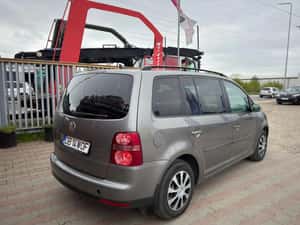 Volkswagen Touran 2008 — miniatura 6