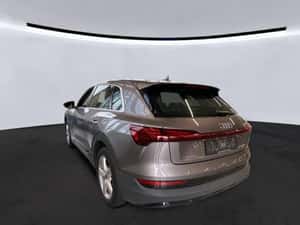 Audi e-tron SUV 2022, 45.000 km, 32.752 EUR — miniatura 2