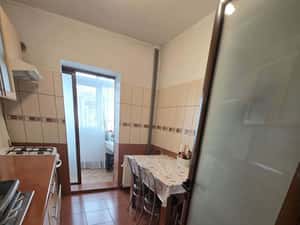 Apartament 3 camere / Scoala Nr10 / Etaj 3 / — miniatura 6