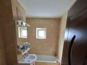 Apartament cu 2 camere - 53mp - Zona Lipovei — miniatura 2