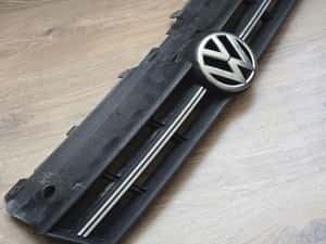 Grila+emblema VW Polo 6R 2009-2014 — miniatura 9