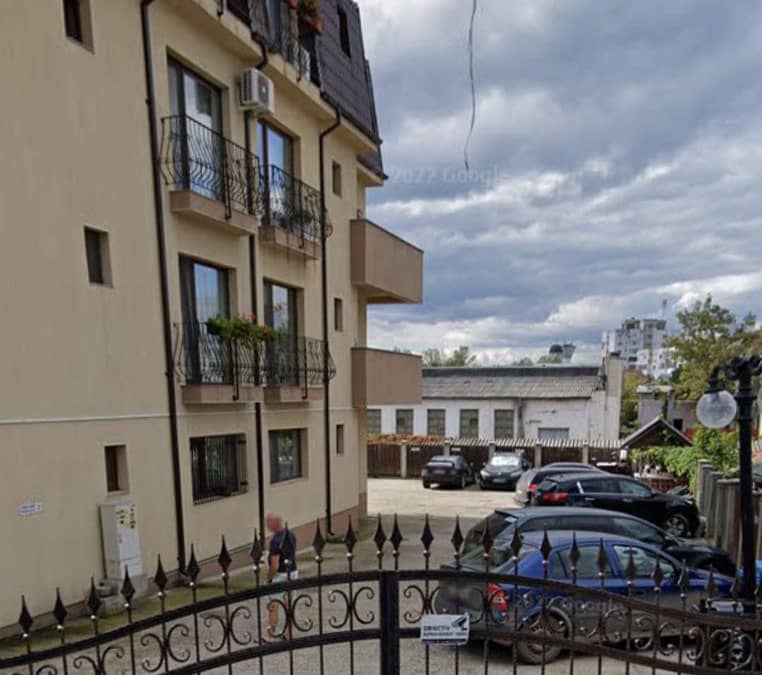 Apartament 2 camere decomandat bd. Poitiers, Iasi — fotografie 1 din 6