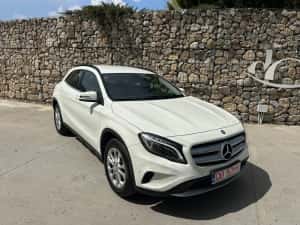 Mercedes-Benz GLA 200d•4Matic•Automat•Garantie 1An•LED•Revizii doar la reprezentață