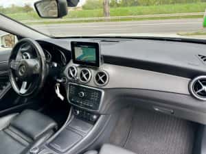 Mercedes-Benz GLA 200d•4Matic•Automat•Garantie 1An•LED•Revizii doar la reprezentață — miniatura 7