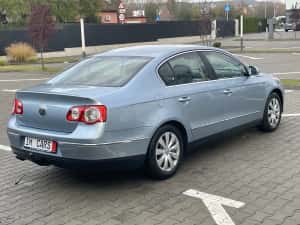 VW Passat 2.0 Tdi 140 cp — miniatura 6