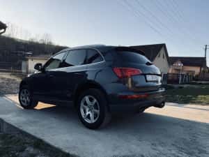 Vand Audi Q5 2010 Quatro sau schimb cu 7-9 locuri — miniatura 3