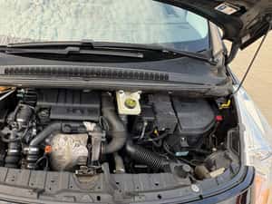 Peugeot 3008 Automată 109 HP Diesel — miniatura 4