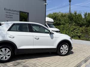 VOLKSWAGEN T-ROC 1.6 TDI Base — miniatura 3