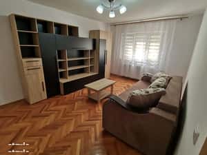 Apartament 2 camere decomandat,recent renovat,zona Centrala