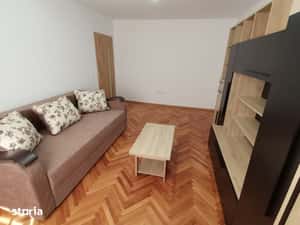 Apartament 2 camere decomandat,recent renovat,zona Centrala — miniatura 4