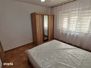 Apartament 2 camere decomandat,recent renovat,zona Centrala — miniatura 6