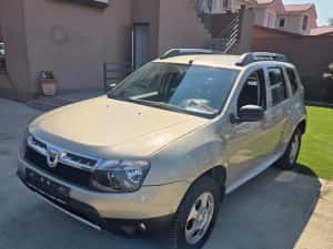 Dacia Duster 4x4 —-1,5 D —-5400€ — miniatura 9