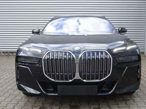 BMW 740 nou, 299 CP, 2026, București Sectorul 1 — miniatura 4