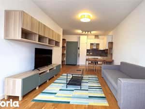 Central, apartament 2 camere  si loc de parcare subteran — miniatura 4