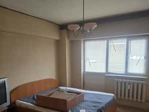 Vand 3 camere, et. 6/7, Calea Bucuresti, Piata Centrala — miniatura 5