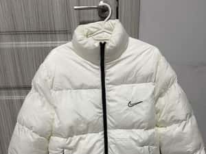 Geaca nike ca noua marimea M — miniatura 5