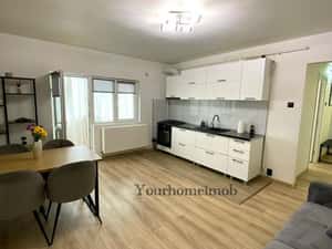 Apartament 2 camere , transformat în 3 camere – Craiovița Nouă
