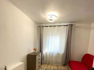 Apartament 2 camere , transformat în 3 camere – Craiovița Nouă — miniatura 4