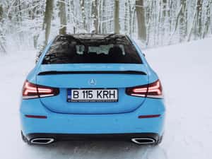Mercedes-Benz A220 4MATIC Sedan | 2020 | Configuratie de peste 55.000€ — miniatura 3