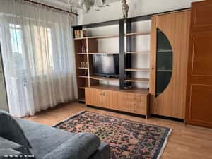 Închiriez garsonieră decomandată | Craiovița Nouă | Bl. 201 | Etaj 3 — miniatura 2