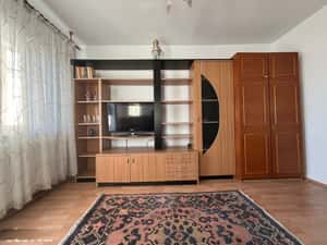 Închiriez garsonieră decomandată | Craiovița Nouă | Bl. 201 | Etaj 3 — miniatura 3